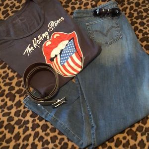 Levi’s Mid-rise skinny jeans